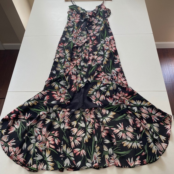 Likely Rae Ruffled Floral Maxi Wrap Dress Size 4 - Picture 5 of 16